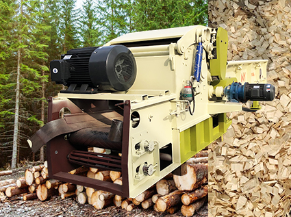 Proper pretreatment of raw materials by comprehensive crushers ensures smoother pellet production in the later stages.