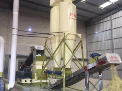 Dual shaft hammer mill solves granulation challenges.